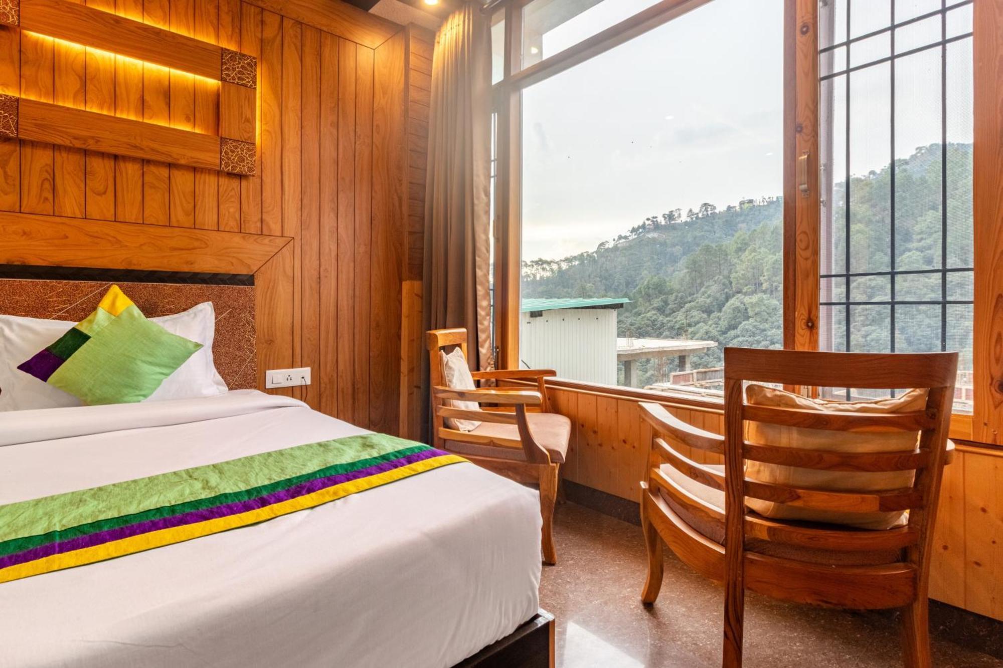 Treebo Srishti Vaikunth With Mountain View Hotel Shimla Exterior foto
